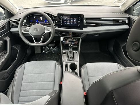 New 2026 Volkswagen Jetta SE image 28