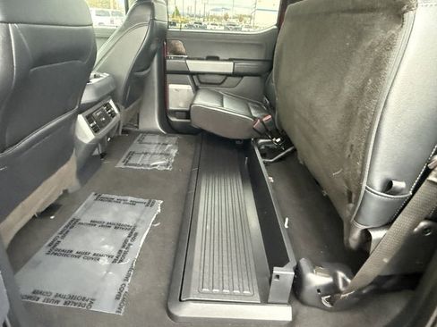Used 2023 Ford F350 Lariat w/ Chrome Package image 14