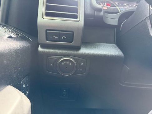 Used 2018 Ford F150 Raptor w/ Equipment Group 802A Luxury AWD/4WD image 26