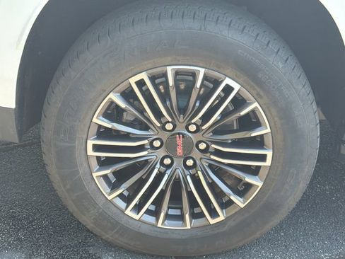 Used 2026 GMC Yukon XL Elevation AWD/4WD image 19