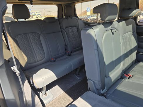 Used 2024 Jeep Grand Wagoneer Series III w/ Quick Order Packagew 28T AWD/4WD image 20