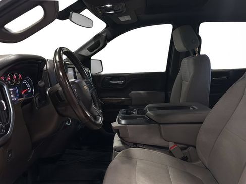 Used 2019 Chevrolet Silverado 1500 LT w/ Convenience Package AWD/4WD image 18