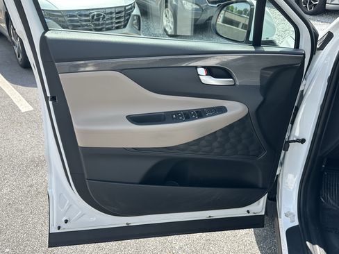 Used 2023 Hyundai Santa Fe SE FWD image 10