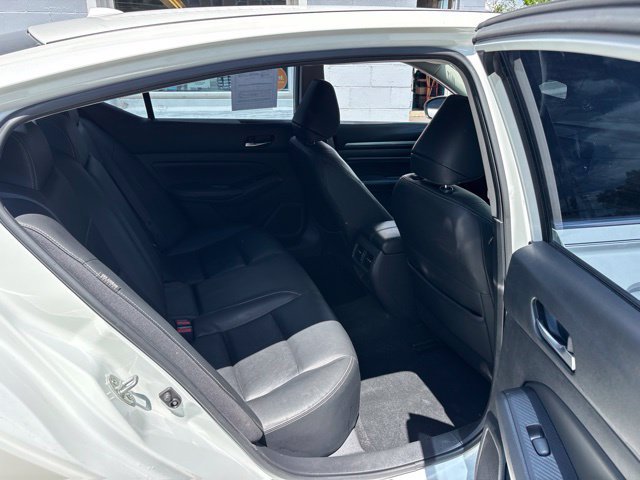 Used 2019 Nissan Altima 2.5 Platinum AWD/4WD image 9