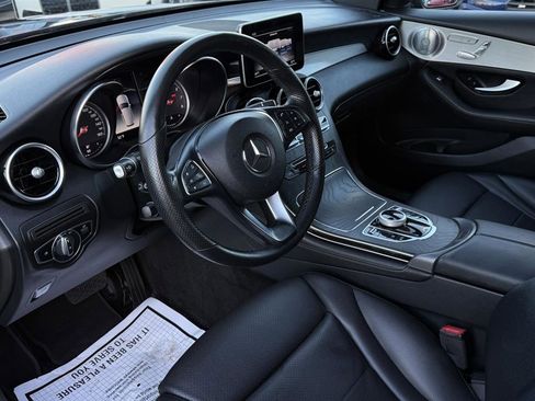 Used 2019 Mercedes-Benz GLC 300 4MATIC image 30