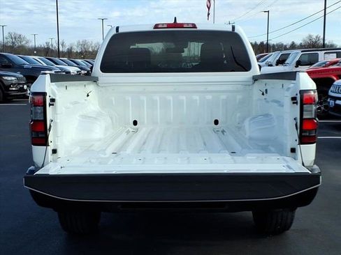 Used 2025 Nissan Frontier S AWD/4WD image 28
