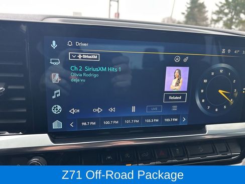 Used 2022 Chevrolet Silverado 1500 RST AWD/4WD image 24