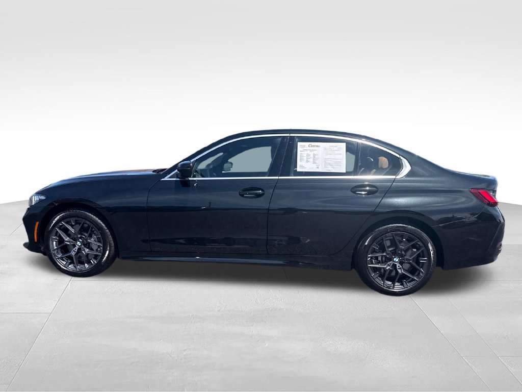Used 2025 BMW 330i xDrive Sedan w/ Premium Package AWD/4WD image 2