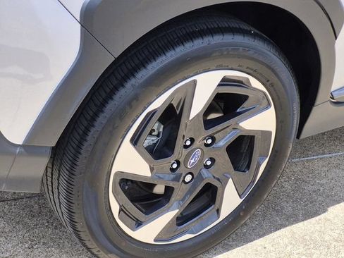Used 2025 Subaru Crosstrek 2.5i Limited w/ Crosstrek Mirror Package AWD/4WD image 7