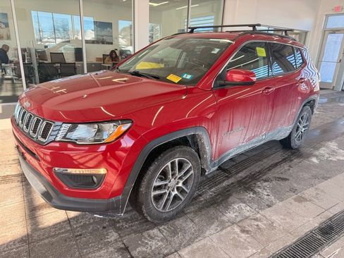 Used 2018 Jeep Compass Latitude w/ Popular Equipment Group image 4
