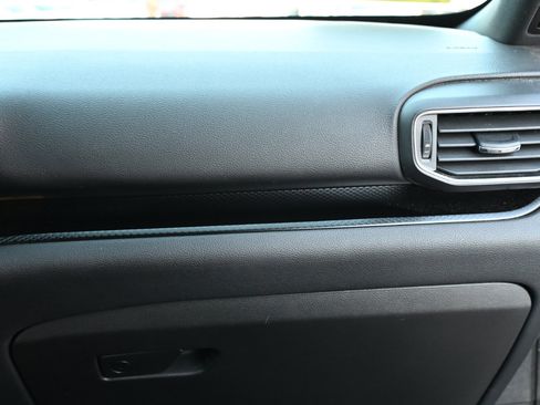 Used 2020 Ford Explorer ST image 32