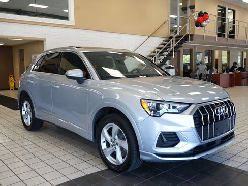 Used 2020 Audi Q3 2.0T Premium AWD/4WD image 18