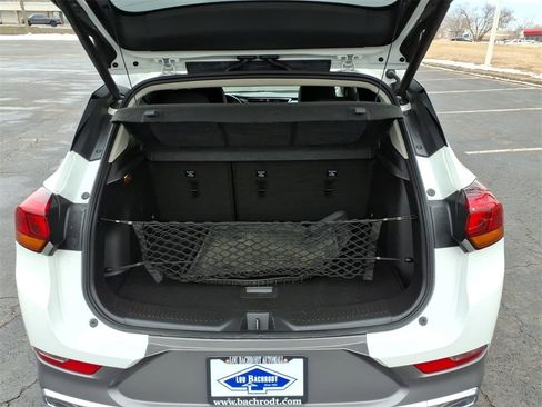 Certified 2023 Buick Encore GX Essence w/ Experience Buick Package image 34