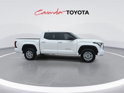 Certified 2026 Toyota Tundra SR5 w/ SR5 Premium Package AWD/4WD image 9