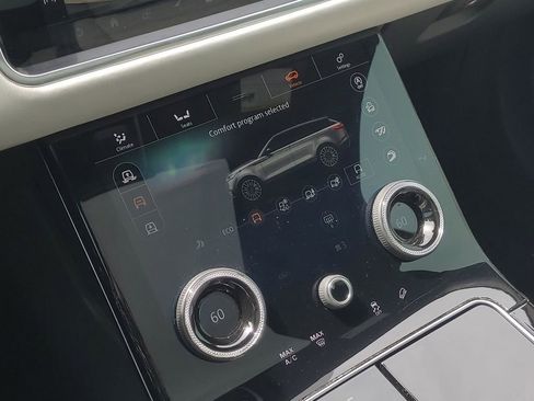 Used 2020 Land Rover Range Rover Velar SV Autobiography Dynamic image 26