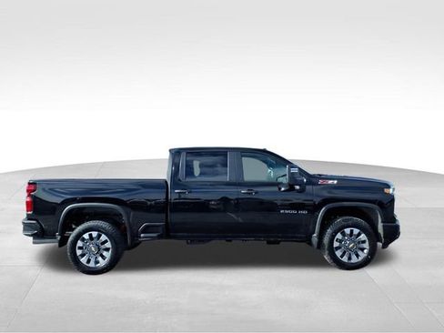 New 2026 Chevrolet Silverado 2500 Custom w/ Custom Value Package AWD/4WD image 2