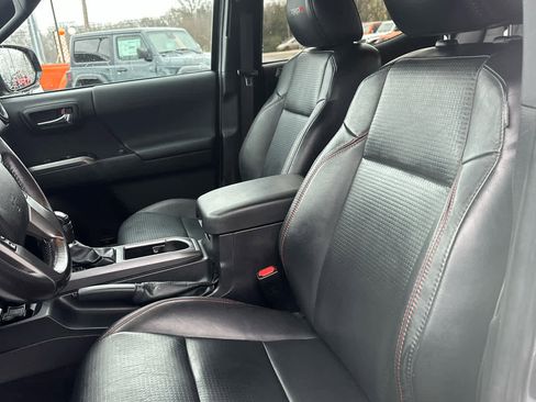 Used 2022 Toyota Tacoma TRD Pro image 13