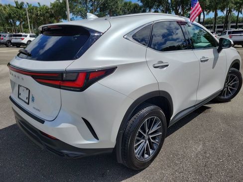 Used 2025 Lexus NX 250 FWD w/ Accessory Package (K3) image 5