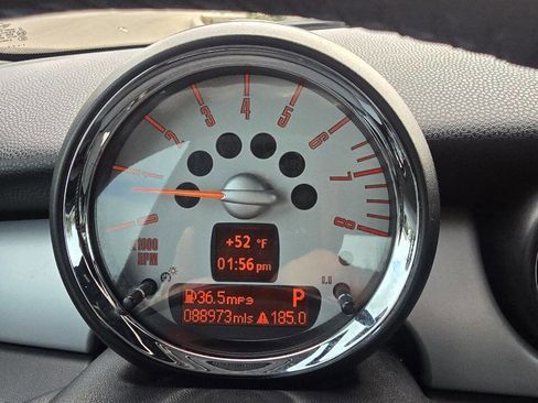 Used 2010 MINI Cooper Hardtop image 11