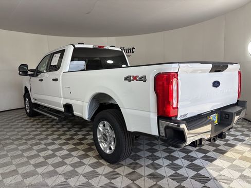 Used 2025 Ford F250 XLT image 6