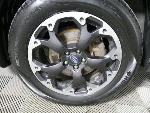 Used 2021 Subaru Crosstrek 2.0i Premium image 23