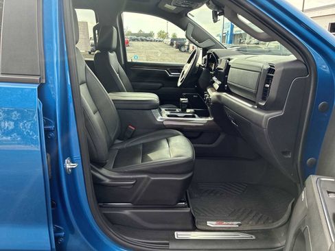 Used 2024 Chevrolet Silverado 1500 LT Trail Boss w/ LT Trail Boss Premium Package AWD/4WD image 26
