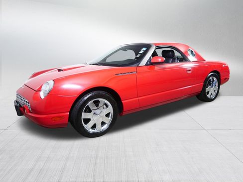 Used 2002 Ford Thunderbird image 3