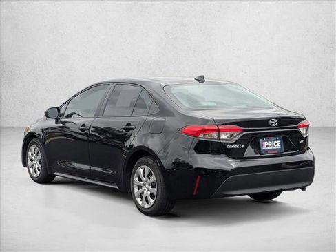 Used 2025 Toyota Corolla LE w/ Convenience Package FWD image 8