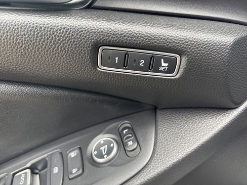 Used 2022 Honda Accord Touring image 10