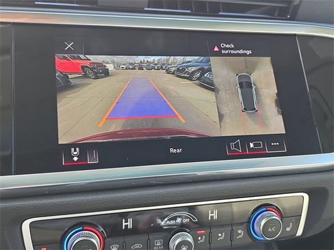 Used 2022 Audi Q3 2.0T Premium Plus w/ Premium Plus Package image 26