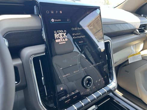 New 2026 GMC Yukon Denali w/ Advanced Technology Package RWD image 16