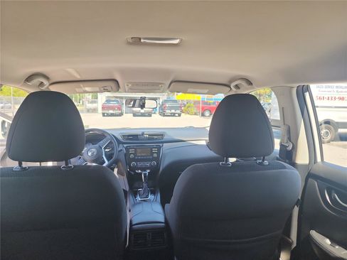 Used 2018 Nissan Rogue Sport S FWD image 18
