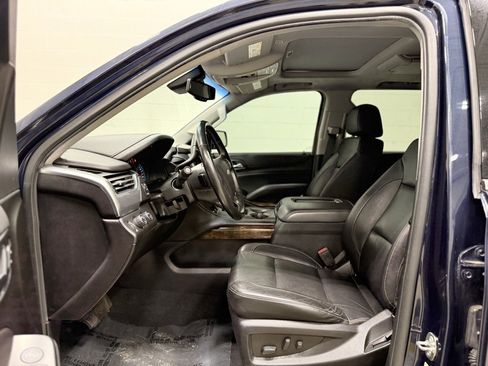 Used 2020 Chevrolet Tahoe LT image 18