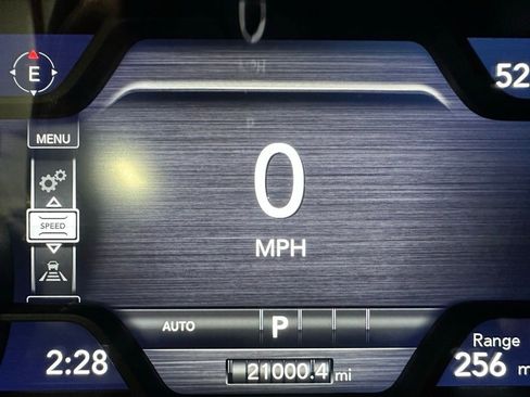 Used 2025 RAM 1500 Laramie image 24