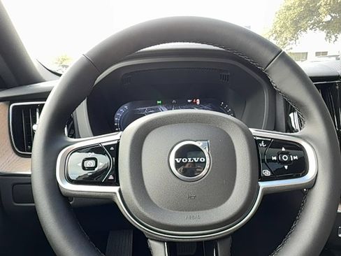 New 2026 Volvo XC60 B5 Core image 20