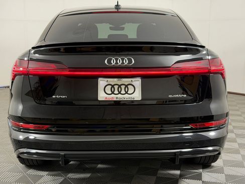 Certified 2023 Audi e-tron Prestige w/ Prestige Package AWD/4WD image 10