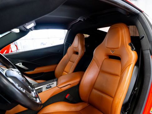 Used 2018 Chevrolet Corvette Z06 RWD image 34