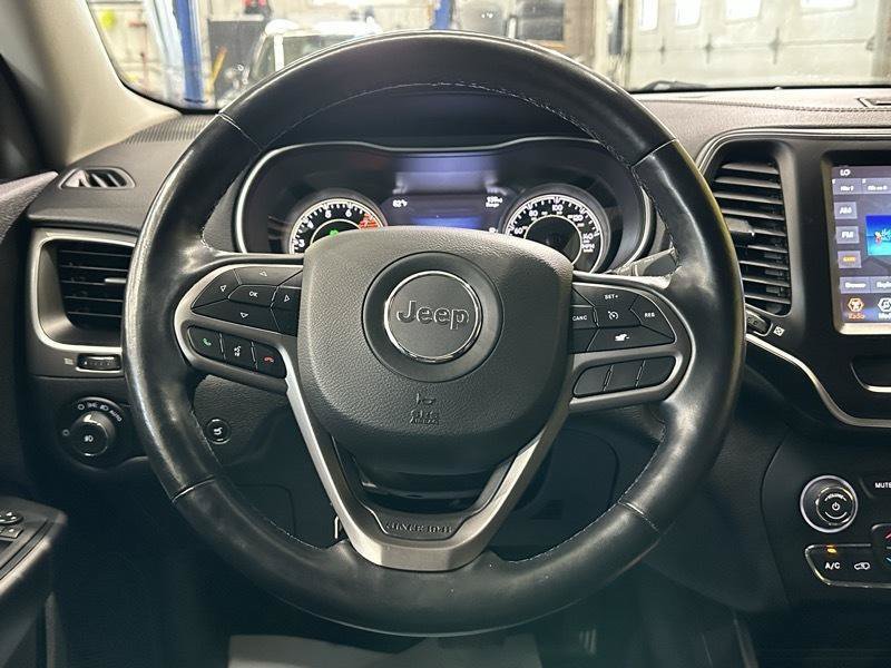 Used 2021 Jeep Cherokee Latitude Lux w/ Comfort/Convenience Group AWD/4WD image 14