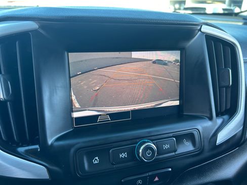 Used 2023 GMC Terrain SLE w/ Driver Convenience Package FWD image 27