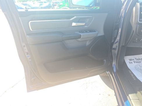 Used 2022 RAM 1500 Big Horn AWD/4WD image 14