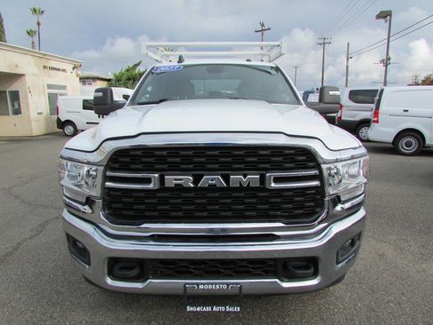 Used 2023 RAM 3500 Big Horn w/ Level 1 Equipment Group image 3