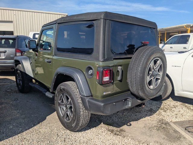 Used 2023 Jeep Wrangler Sport AWD/4WD image 4