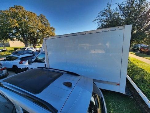 Used 2025 Chevrolet Express 3500 w/ Power Convenience Package image 4