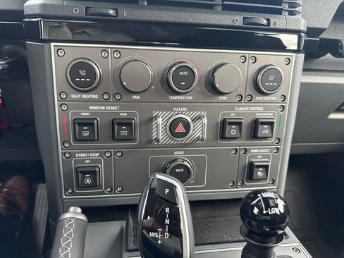 Used 2025 INEOS Grenadier Station Wagon AWD/4WD image 19