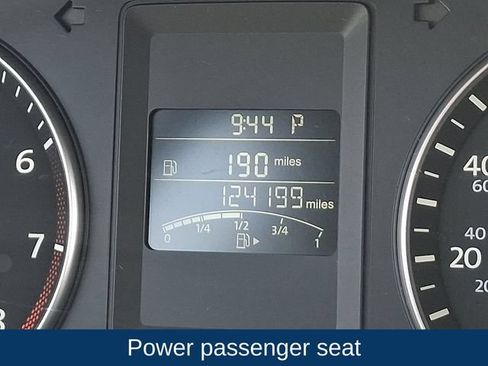 Used 2014 Volkswagen Jetta SE FWD image 6