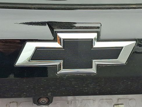 Certified 2023 Chevrolet Bolt LT w/ Infotainment Package FWD image 29
