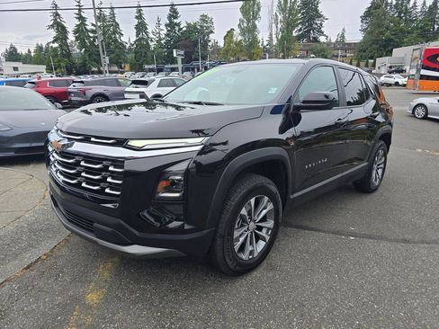 Used 2025 Chevrolet Equinox LT AWD/4WD image 3