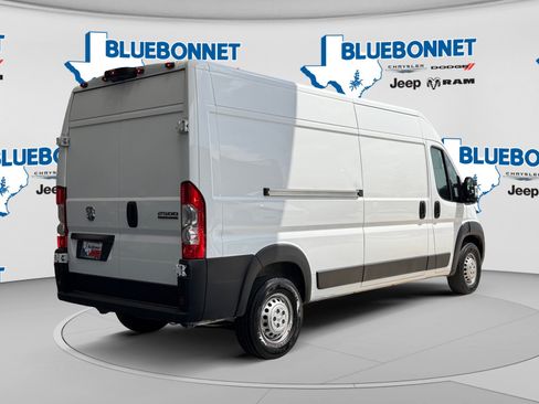 Used 2026 RAM ProMaster 2500 w/ Convenience Group FWD image 5