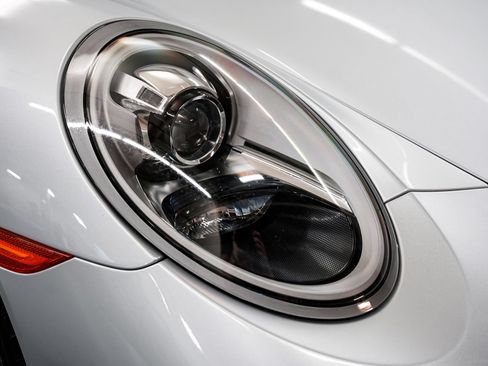 Used 2017 Porsche 911 Targa 4 AWD/4WD image 29