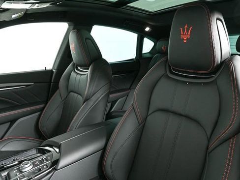 New 2024 Maserati Levante GT Ultima image 8